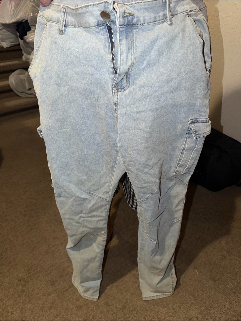 Light Wash Men's Cargo Denim Pants - Casual Utility Style